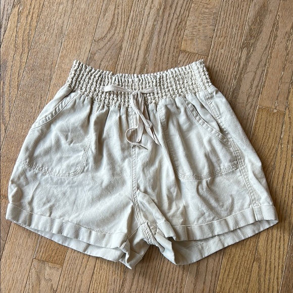 Forever 21 Pants - Shorts size small